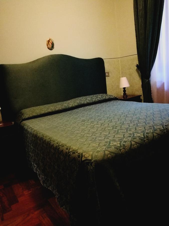 Anne & Mary Bed & Breakfast Rome Exterior photo
