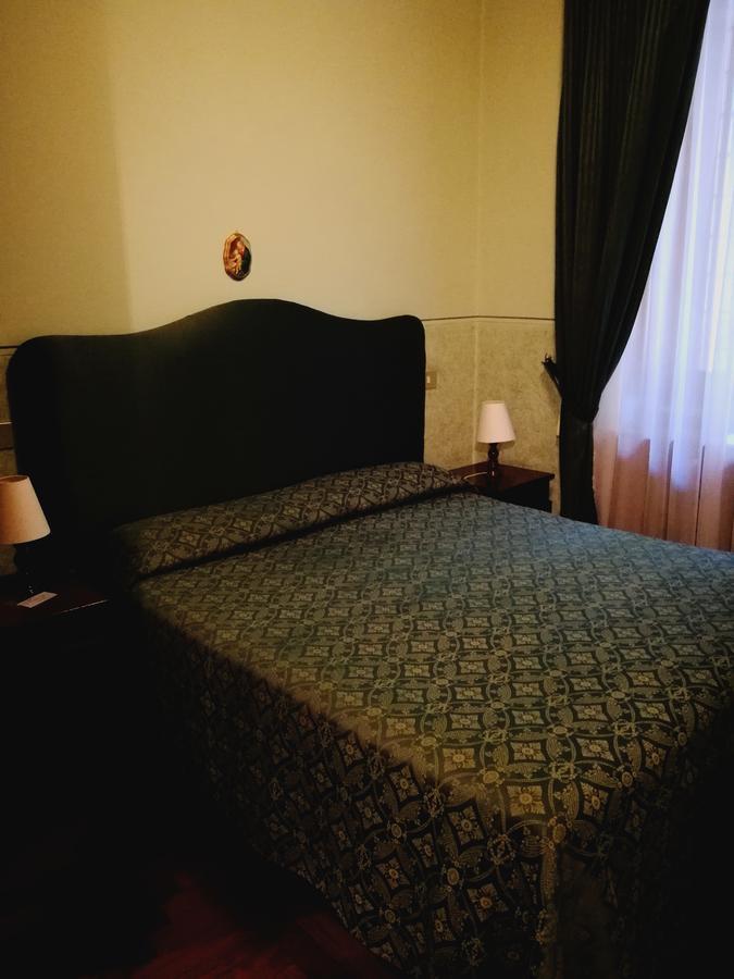 Anne & Mary Bed & Breakfast Rome Exterior photo